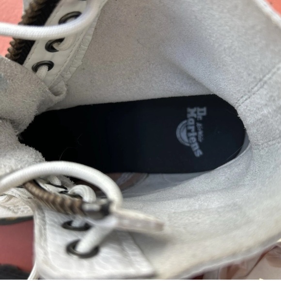 Dr. Martens Sinclair Platform Boots White Leather Front Zip Size 7 - Picture 8 of 13